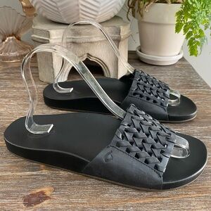 OluKai Kamola Woven Leather Sandals Slides Slip On Shoes Womens 7 Black